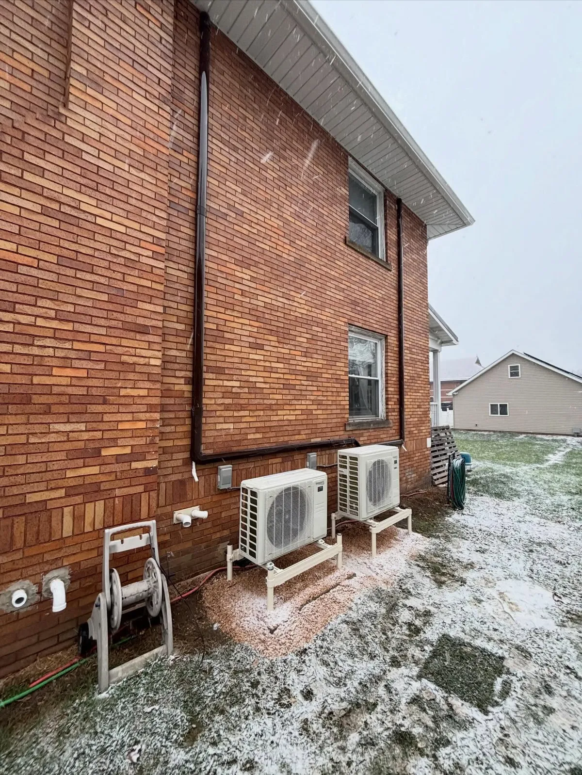 Finished up this dual fuel heat pump along side a two zone heat pump for the second floor just in time to beat the snow 