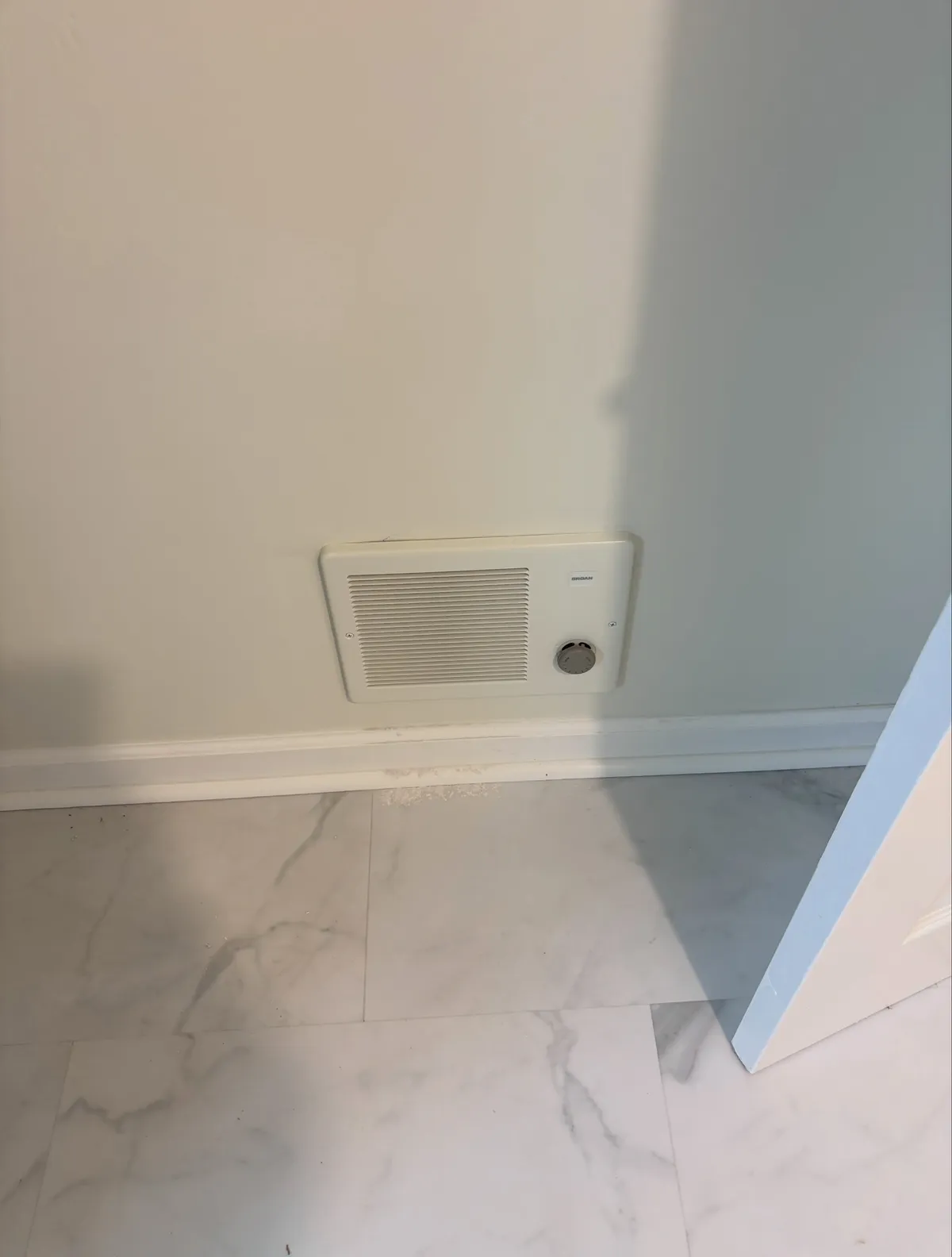 🏡 Stop settling for hot rooms, cold spots, and high humidity.