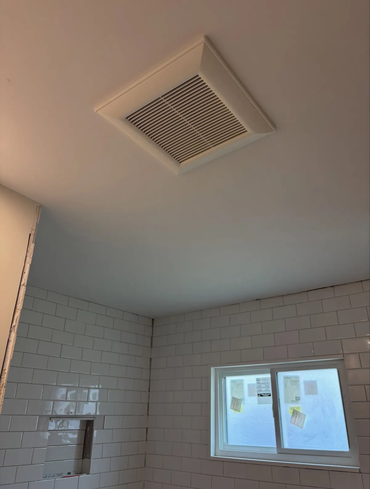🏡 Stop settling for hot rooms, cold spots, and high humidity.